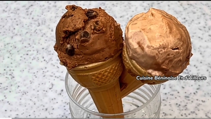 🥄 Glace Maison Ultra Crémeuse avec 2 Ingrédients Seulement !