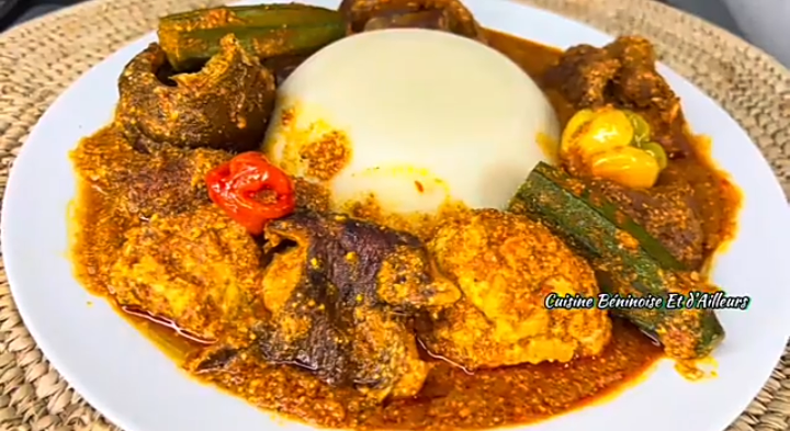 🌿 Sauce Goussi aux Poissons Fumés : la saveur africaine dans toute sa richesse