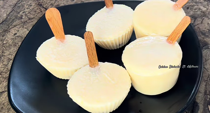 🥛🍓 Yaourt maison au lait en poudre – Saveurs Fraise & Vanille